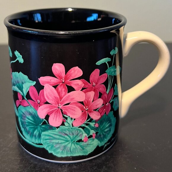 Pair of Vintage FIB Flowers Inc. Balloons Floral Mugs w/ Artwork by Jane Bowen - Picture 9 of 14